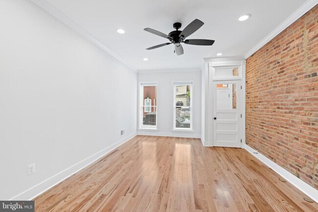 Foto del edificio - 1434 Marshall St
