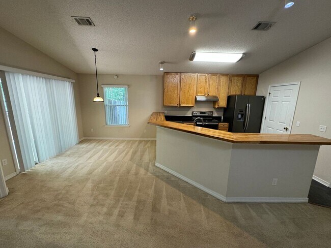 Building Photo - Pensacola - Springdale Forest - 3 bedroom,...