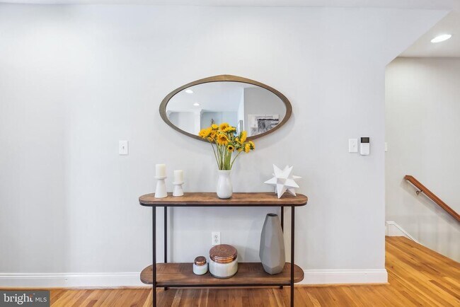 Foto del edificio - 2713 11th St NW