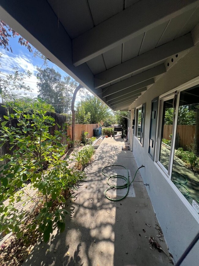 Building Photo - 1168 Nevada Ave