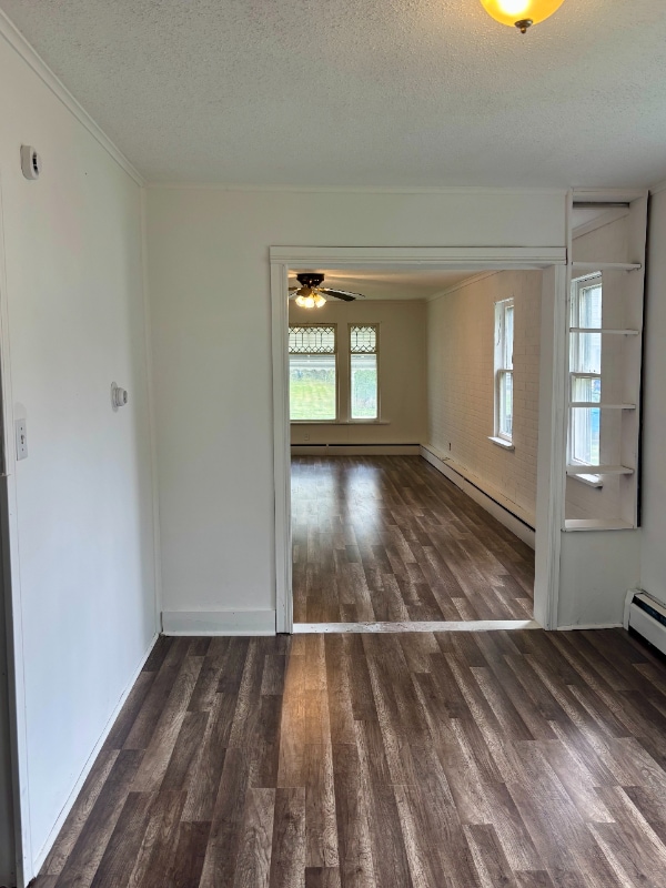 Building Photo - 220 Wagner St