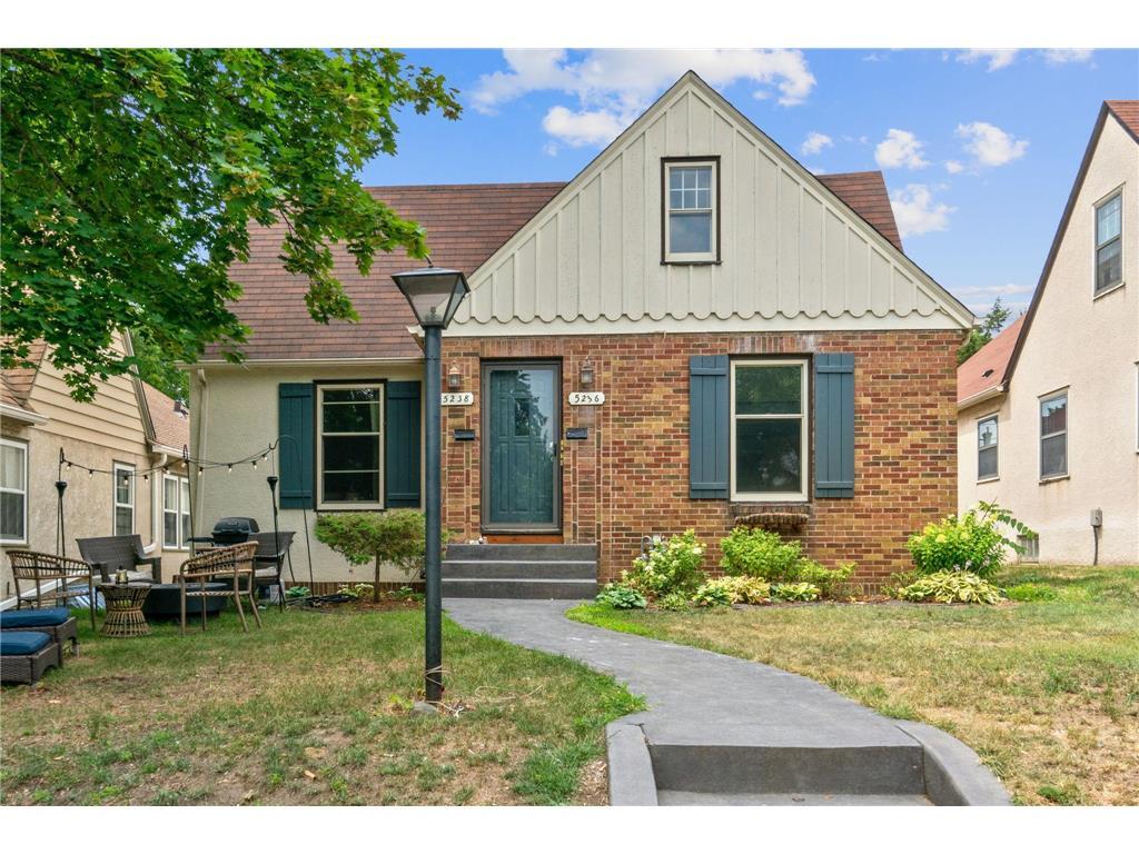 Foto principal - 5236 Bloomington Ave