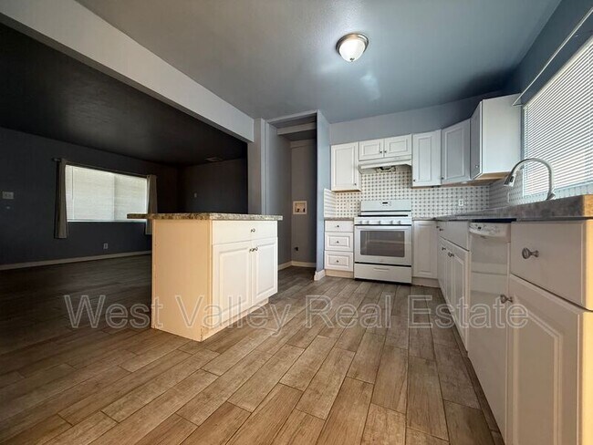 Foto del edificio - 718 Pierce St