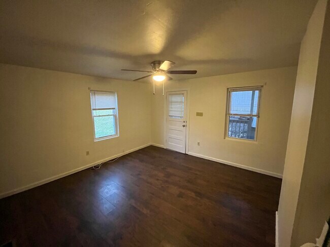 Building Photo - 4485 1st St