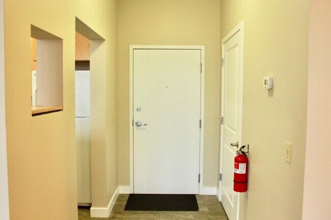 Foto del edificio - 370 Farrell St