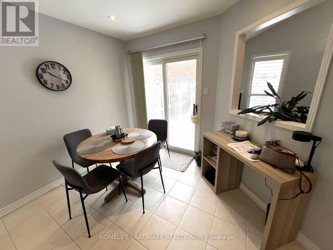 Building Photo - 11 Cape Verde Way