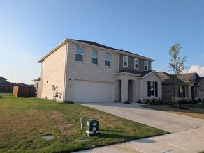 Building Photo - 424 Princewood Dr
