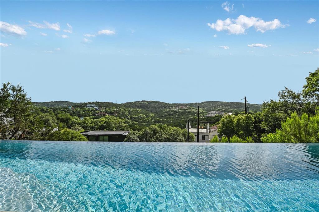 Foto principal - 5304 Scenic View Dr