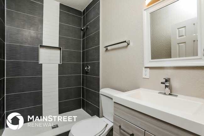 Building Photo - 1475 Daroca Dr