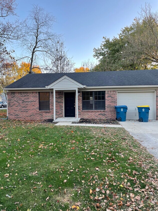 523 E 108th St, Carmel, IN 46280 Townhome Rentals in Carmel IN