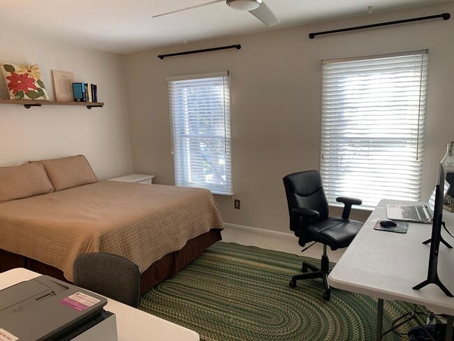 Master BR - 119 Old Forge Xing