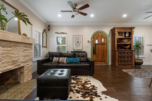 Foto del edificio - 626 N Palmway