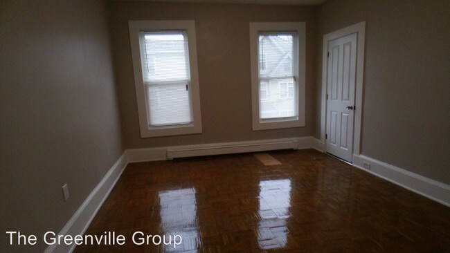 Building Photo - 67 Burrell St