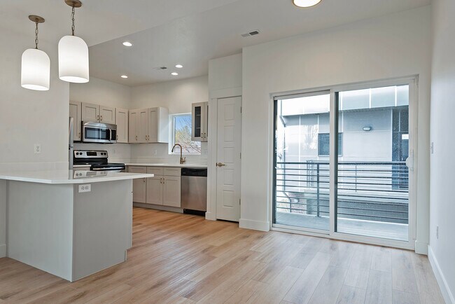 Foto del edificio - 1716 S 900 E