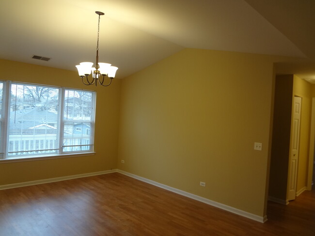 Foto del edificio - 1163 N Red Oak Cir