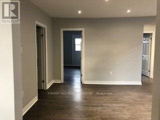 Building Photo - 4 St Clarens Ave