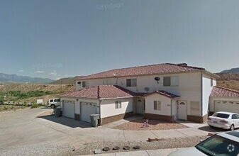 Building Photo - 202 W 800 N