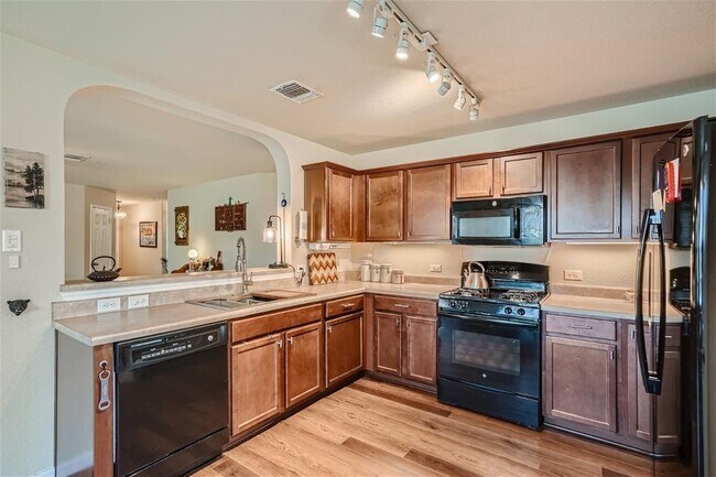 Foto del edificio - 2404 Night Sky Cove