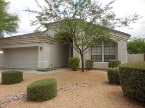 Building Photo - 4189 E Rancho Caliente Dr
