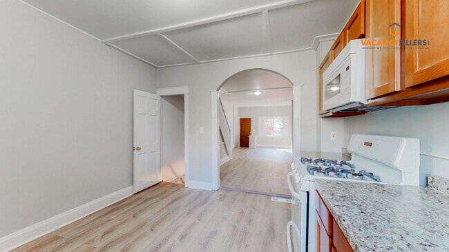 Building Photo - Updated 2 bed near Patterson Park & Canton!