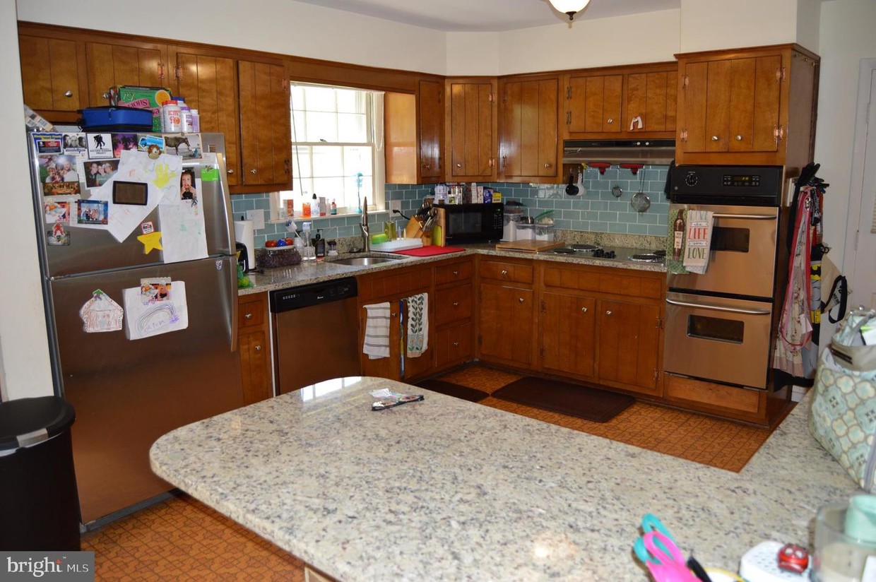 Primary Photo - 13114 Wilton Oaks Dr