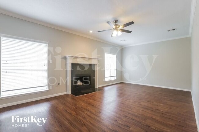 Building Photo - 2544 Pelican Dr