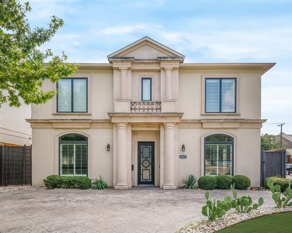 Foto principal - 4085 Amherst Ave