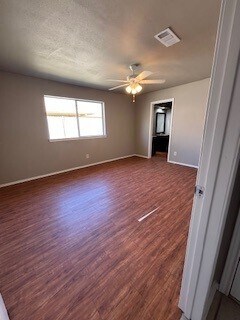 Foto del edificio - 304 Nolan River Rd