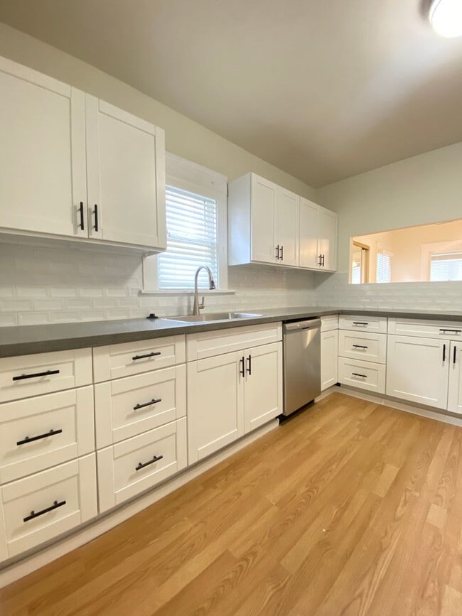 Foto del interior - 23 19th Ave