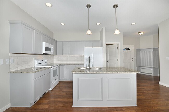 Foto del edificio - 9308 E Champions St