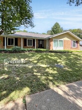 Building Photo - 1515 Mautenne Dr
