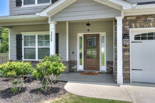 Foto del edificio - 4050 Stowe Dr
