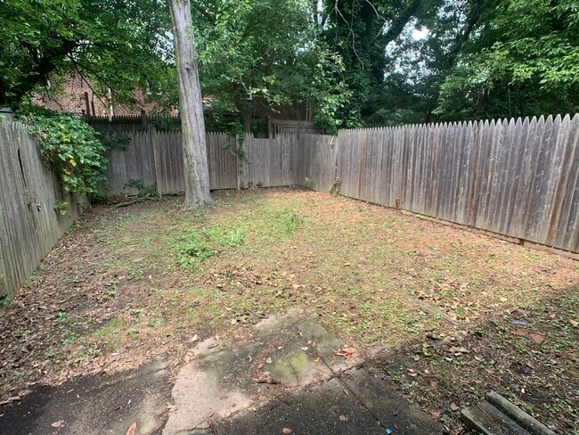 Foto del edificio - 14 S Rodney Dr