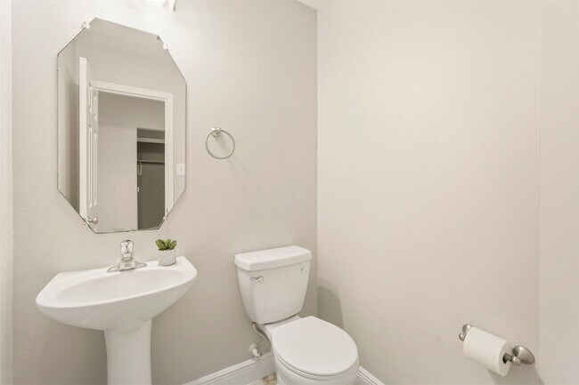 Foto del edificio - 22418 Bridgestone Ridge Dr