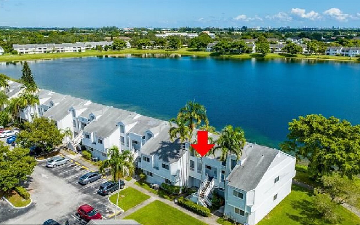 3425 NW 44th St Unit 207, Lauderdale Lakes, FL 33309 Condo for Rent