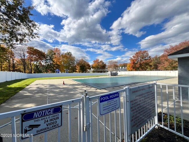 Foto del edificio - 284 Fairfield Pl