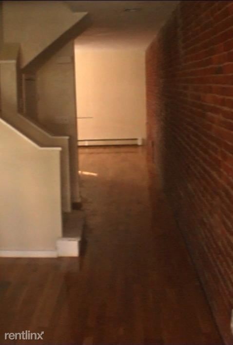 Building Photo - 65 Hammond St