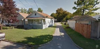 Building Photo - 911 Euclid Ave
