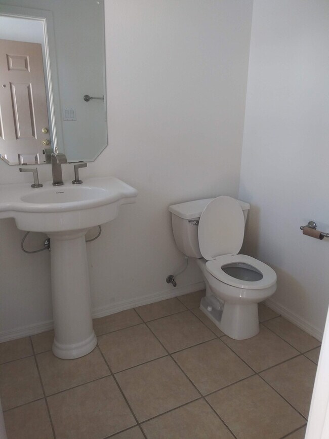 Foto del edificio - 3BR, 2.5BA, 2CG