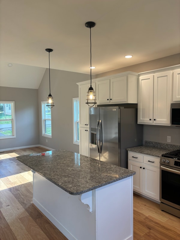Building Photo - 205 Cherokee Dr