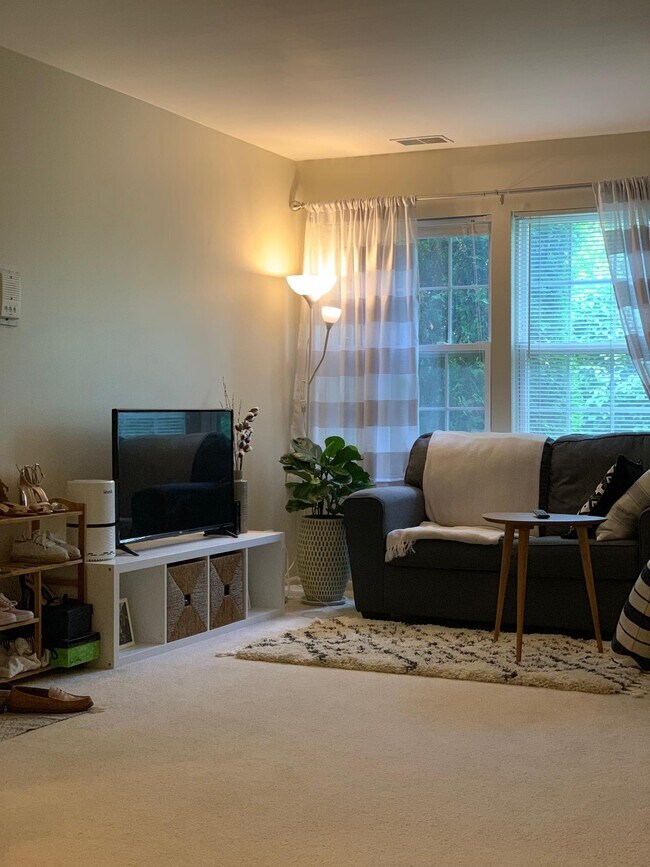Foto del edificio - 1407 East Wyndham Circle