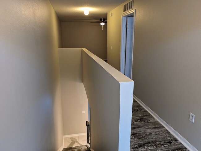 Foto del edificio - 4630 Ashburn Square Dr