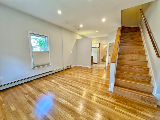 Foto del edificio - 294 Chestnut Ave