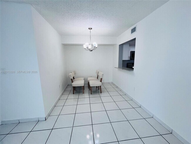 Foto del edificio - 2055 SW 122nd Ave