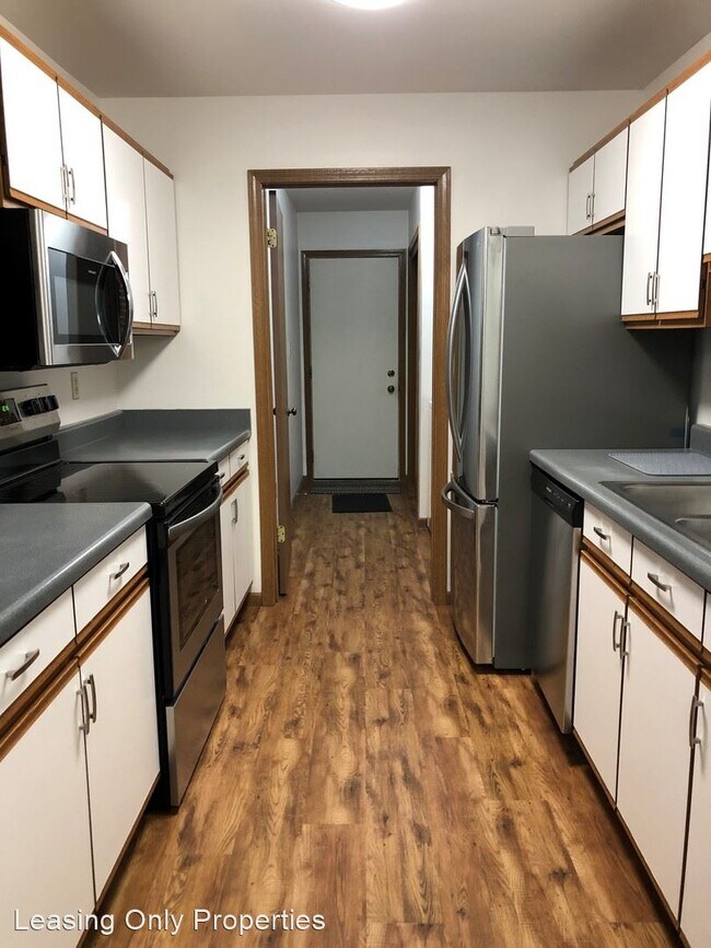 Building Photo - 2 br, 2 bath House - 8123 40th Avenue, Unit C