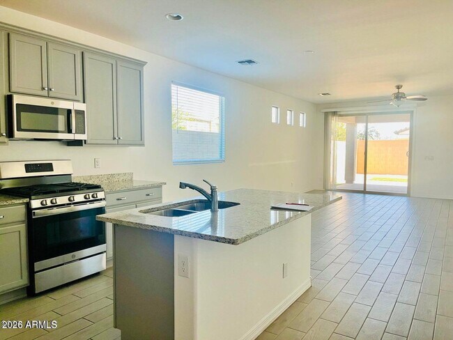 Foto del edificio - 3637 S 57th Ln