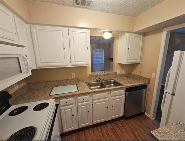 Foto del edificio - 1402 Darr St