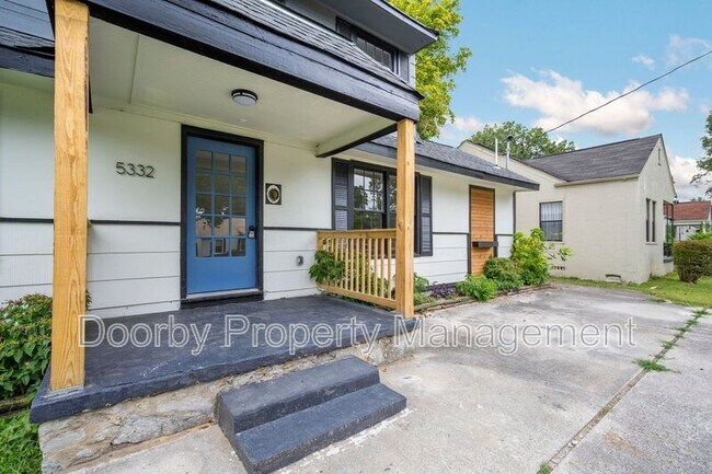 Foto del edificio - 5332 Oakdale Ave