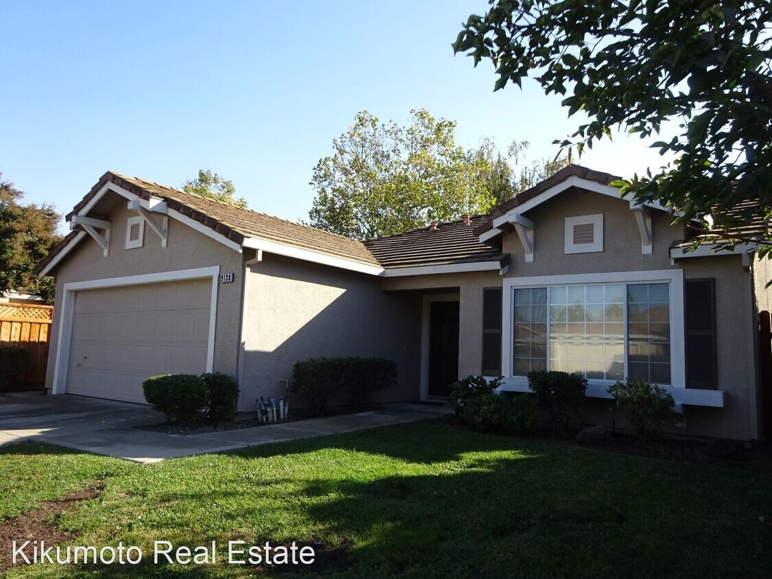 Primary Photo - 3 br, 2 bath House - 9138 Paseo Grande Way