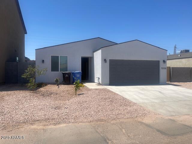 Foto del edificio - 1335 E Pueblo Ave